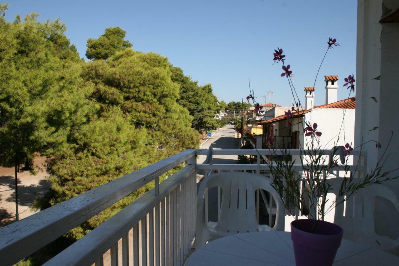 Cosy Apartment By The Sea Metamorfosi  Exterior foto