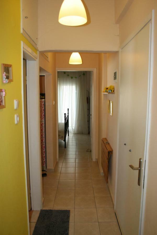 Cosy Apartment By The Sea Metamorfosi  Exterior foto